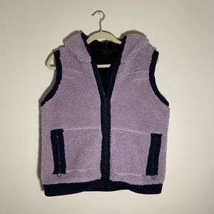 Kavu Sherpa purple fleece-lined vest